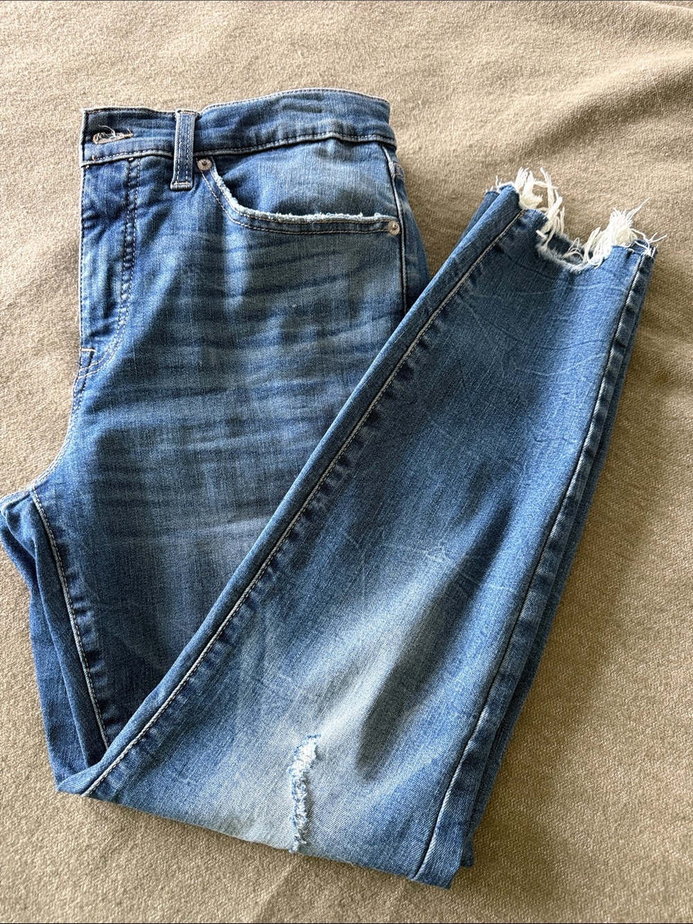 Lucky Brand Blue Cropped Distressed Jeans
